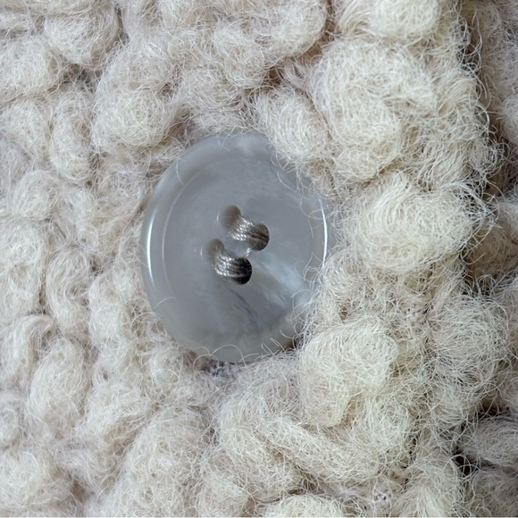 H&M Oversized Teddy Shacket Faux Sherpa Double Pocket Button Down Neutral XS NEW - Picture 3 of 17